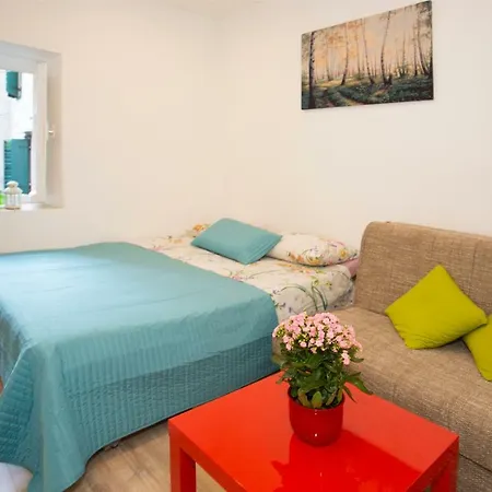 Emperor's Chambers Luxury Apartman *