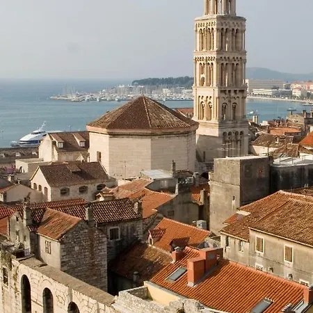 Emperor's Chambers Luxury